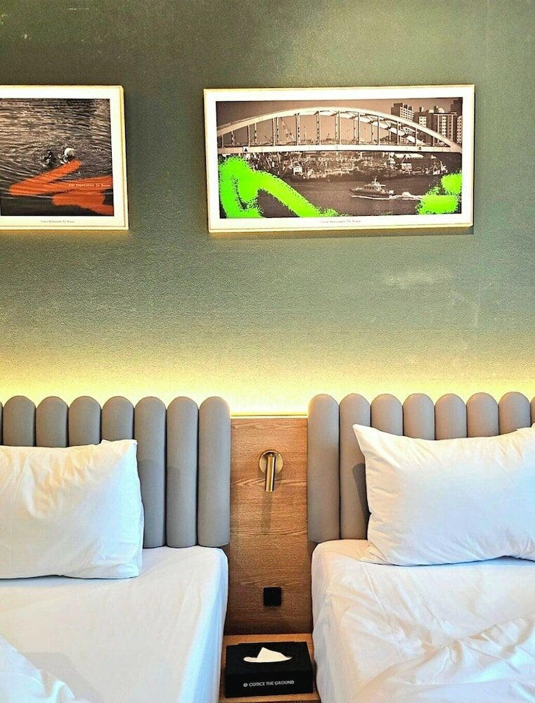 Фото The Bayment Residence