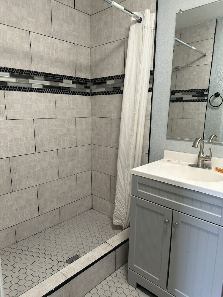 Фото Courtland Inn Motel