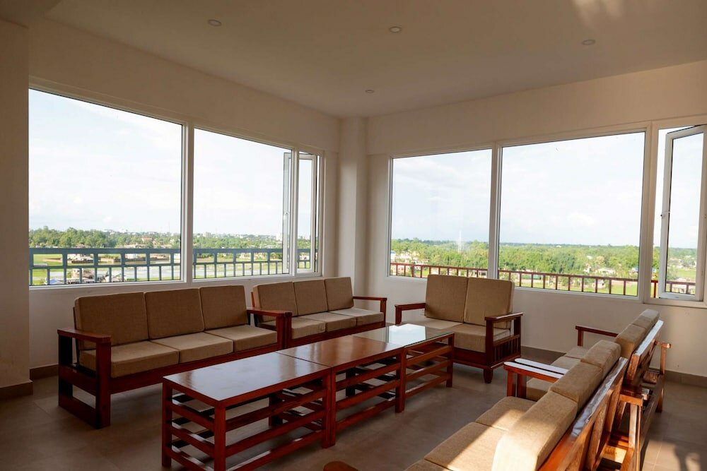 Фото Pushkara Sarovar Portico Dibrugarh