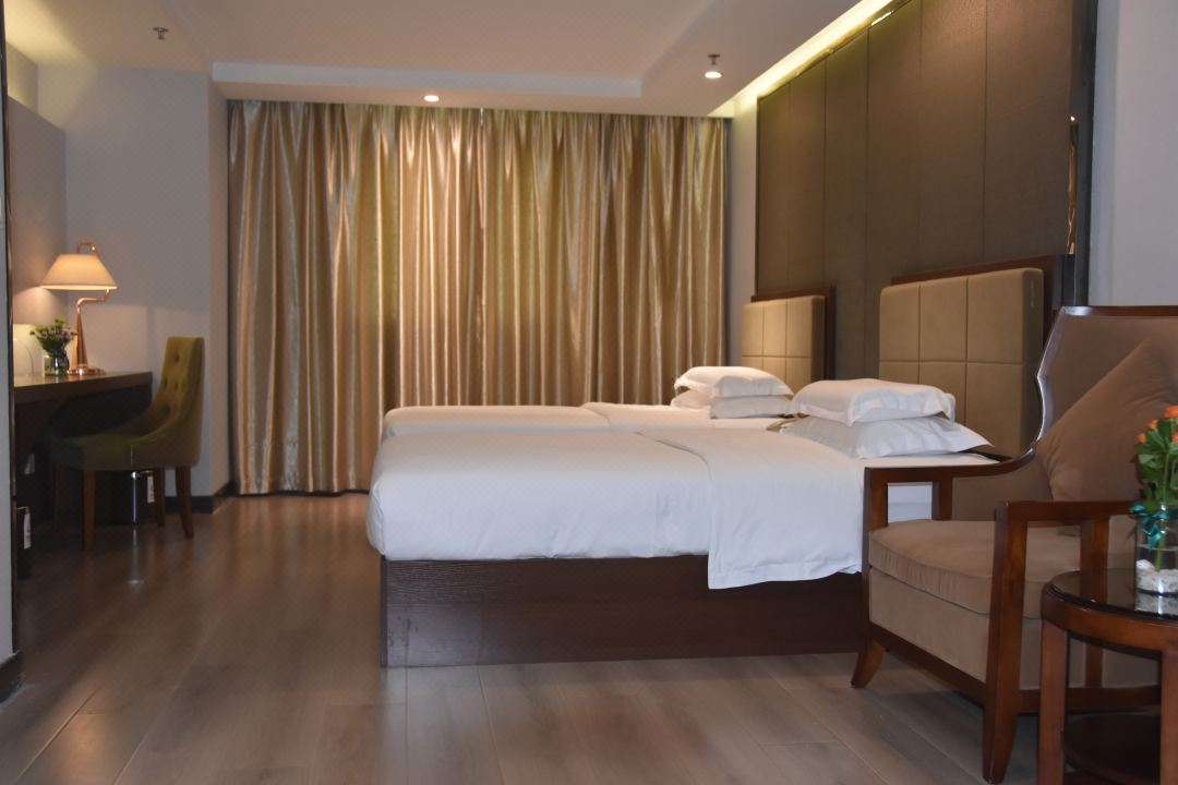 Фото Grand Chu Hotel