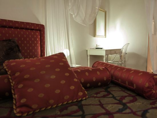 Фото La Chicca Palace Hotel