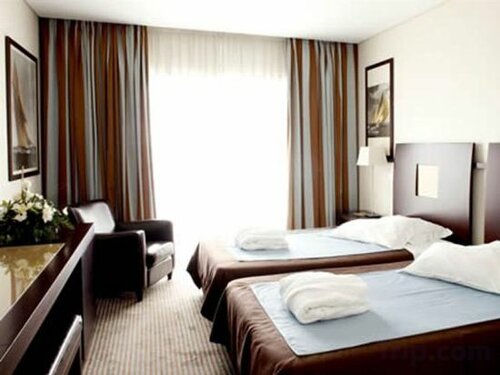 Внешний вид отеля Hotel Marina Atlântico by Bensaude Hotels в Понта-Делгаде, фото 4