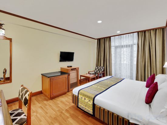 Фото Ambassador Pallava