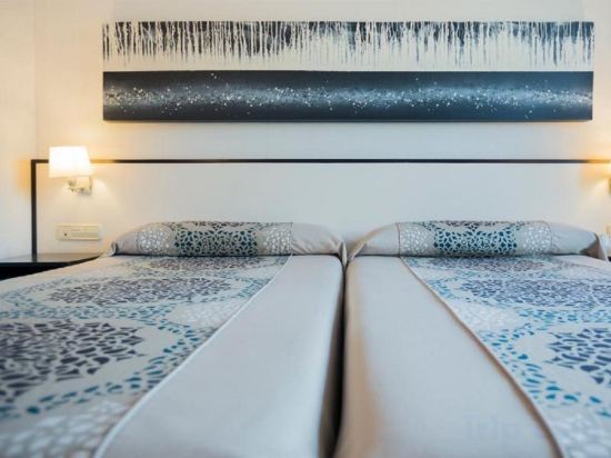 Фото Hotel Macià Plaza