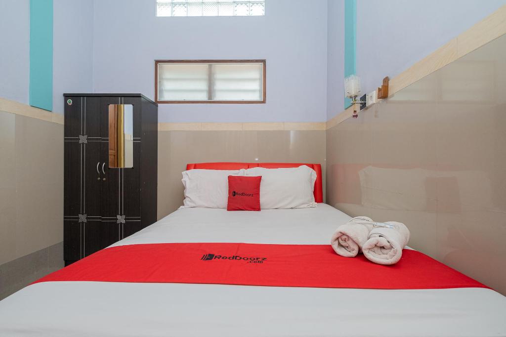 Фото RedDoorz Syariah near Alun Alun Bojonegoro