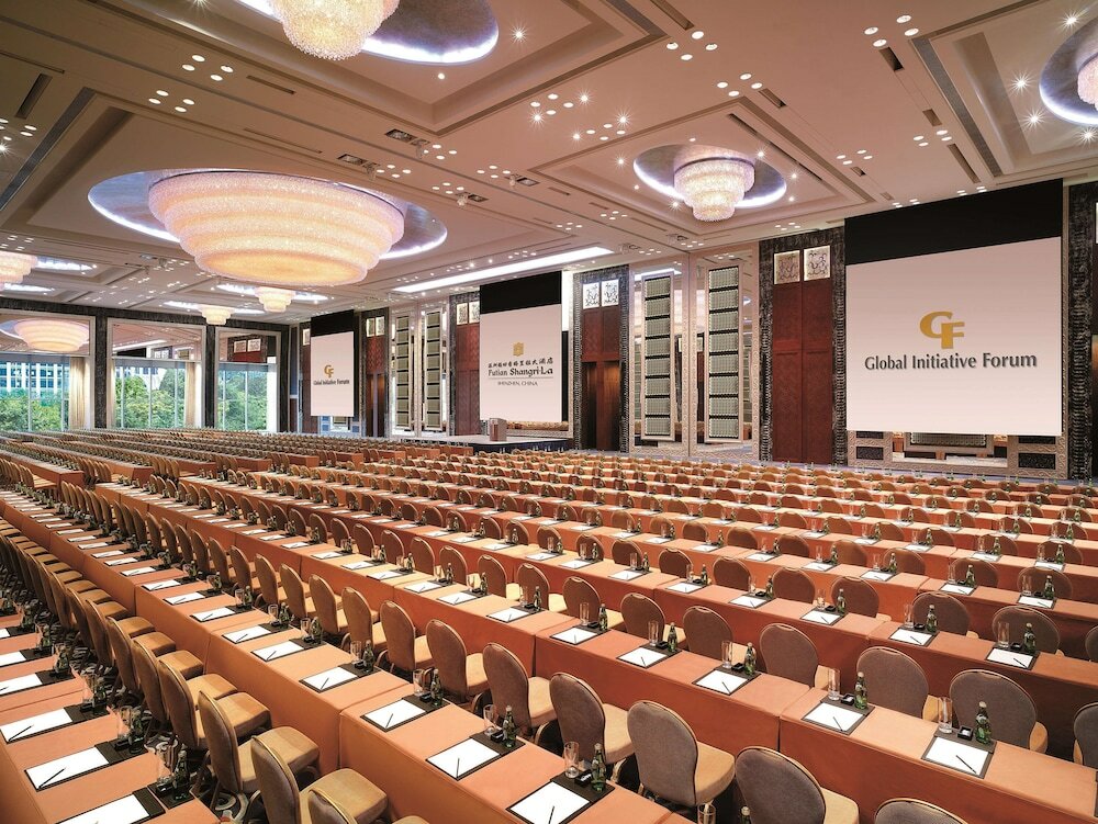 Фото Futian Shangri La Shenzhen