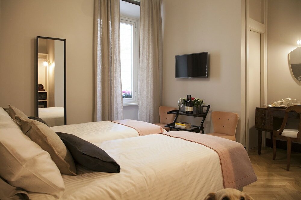 Фото Santa Monica Luxury Rooms