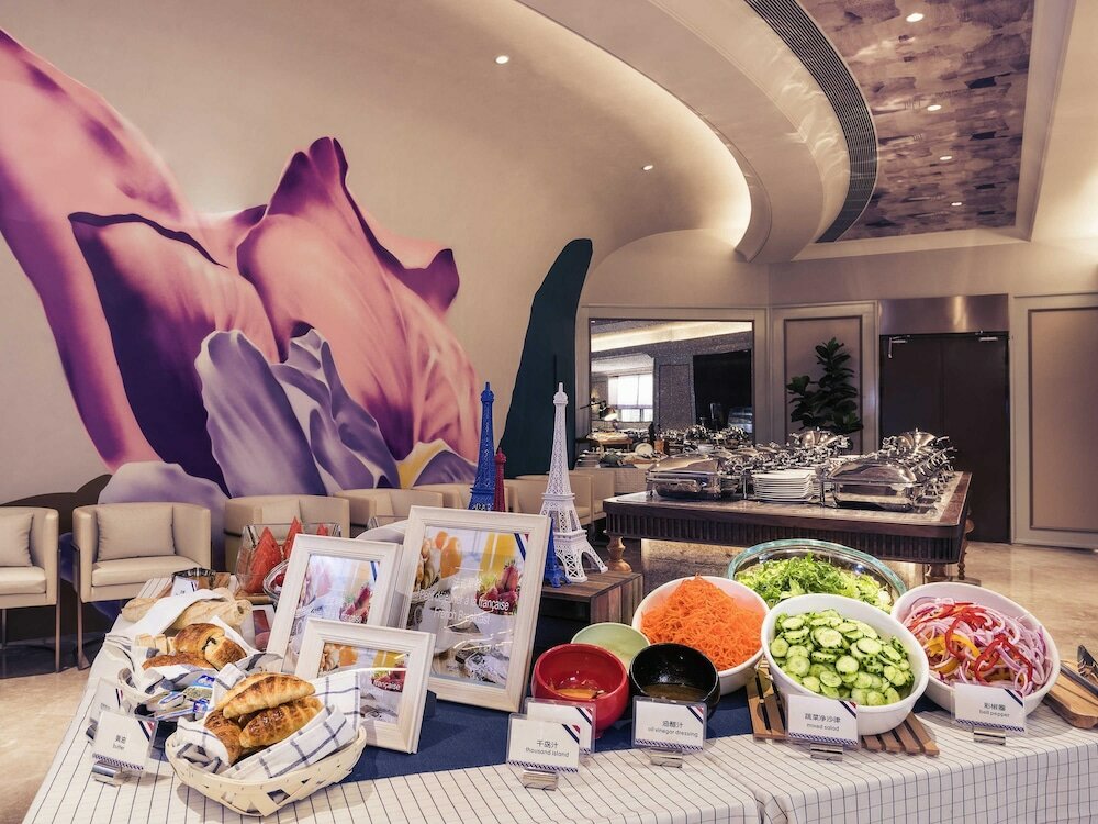 Фото Mercure Hangzhou West Lake