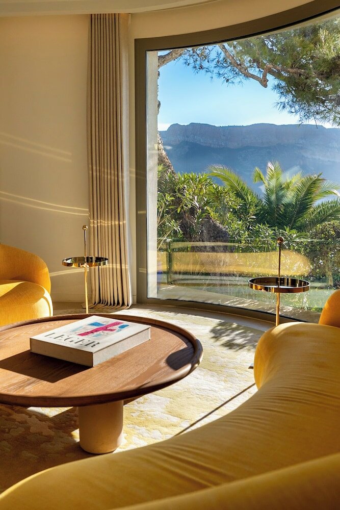 Фото Hôtel Les Roches Blanches