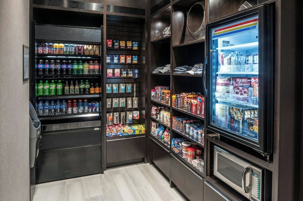 Фото Fairfield Inn & Suites by Marriott Boston Waltham