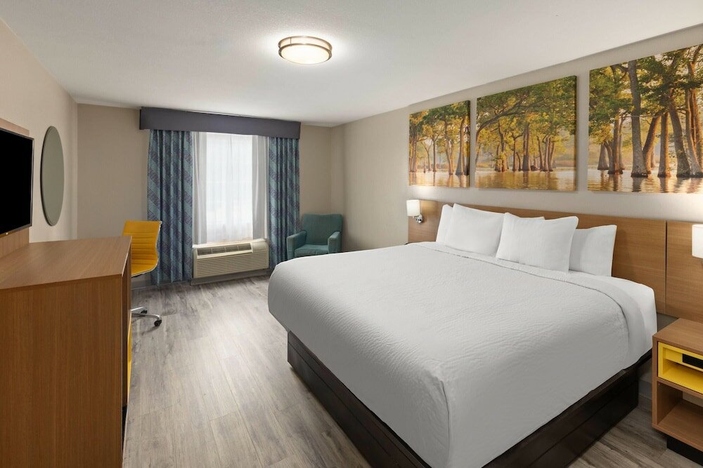 Фото Days Inn by Wyndham Lincoln