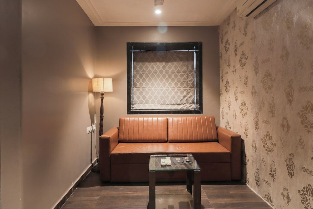 Фото Gulf Hotel Colaba