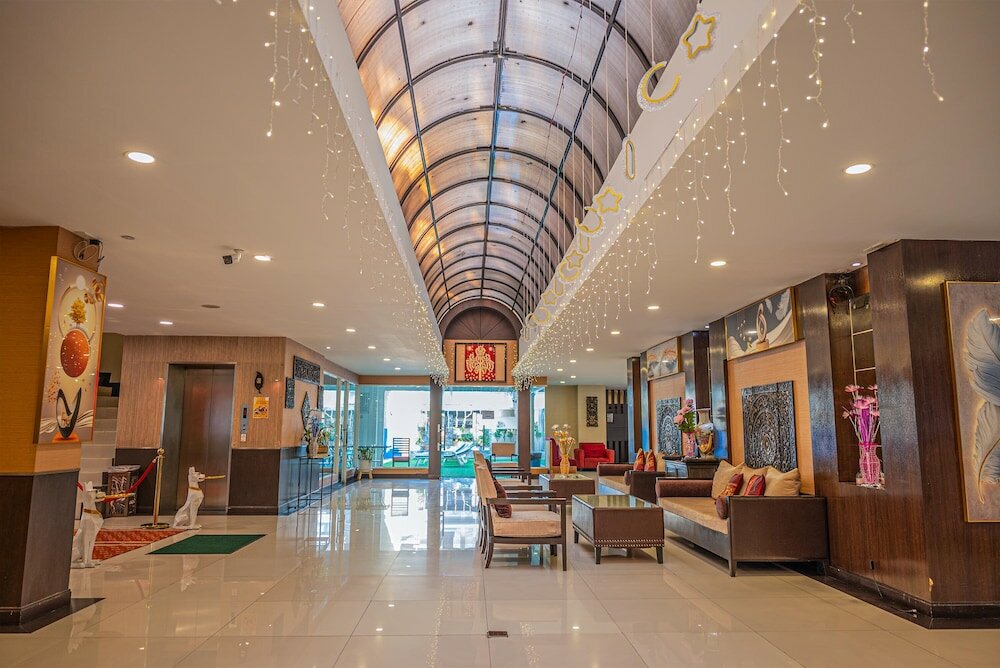 Фото отеля 2