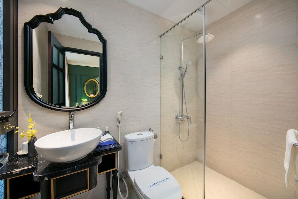 Фото Hanoi Topaz Hotel