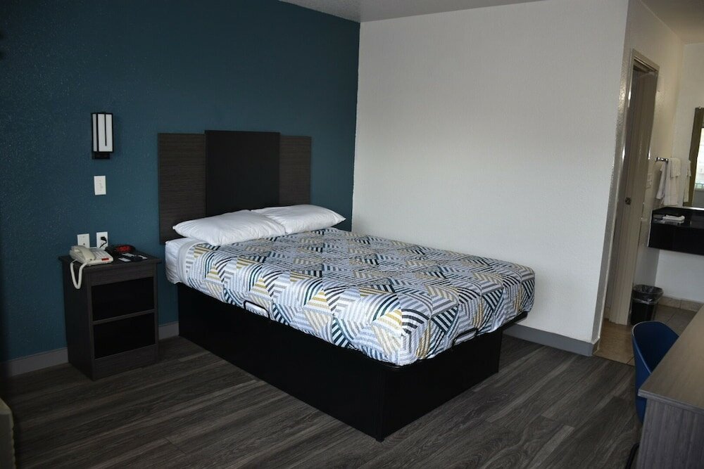 Фото Studio 6 Grand Prairie, Tx