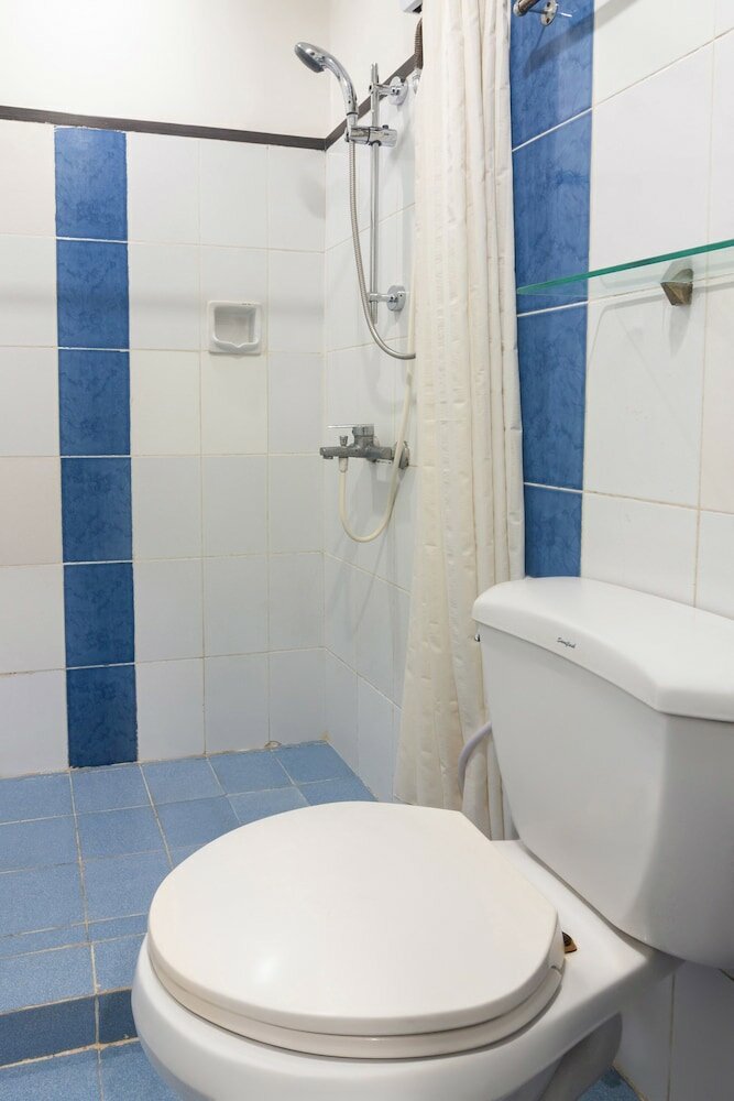 Фото Oyo 187 The Maxwell Hotel