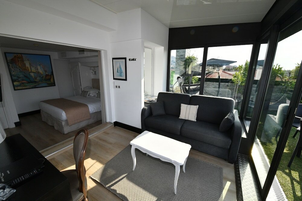 Фото Hôtel de Provence