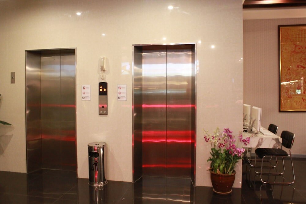 Фото Hemingways Silk Hotel