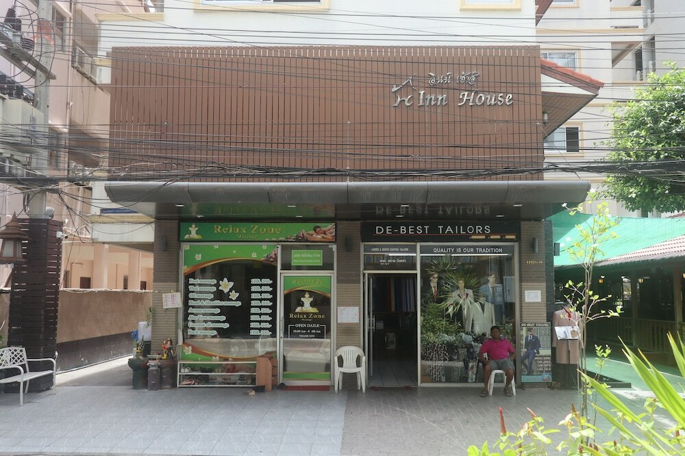 Фото Inn House Hotel