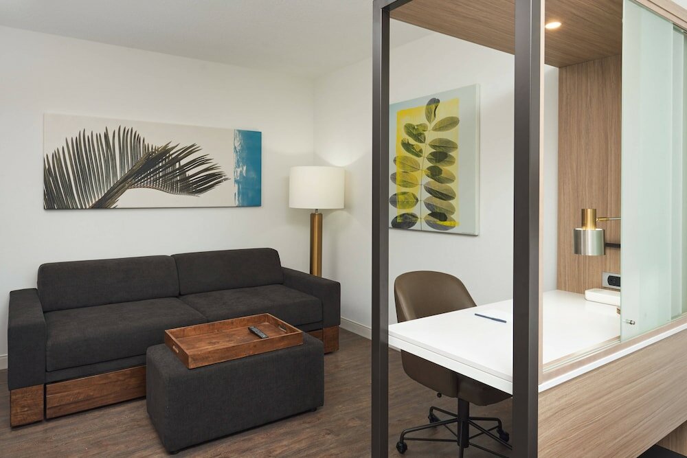 Фото SpringHill Suites by Marriott Orlando Lake Nona