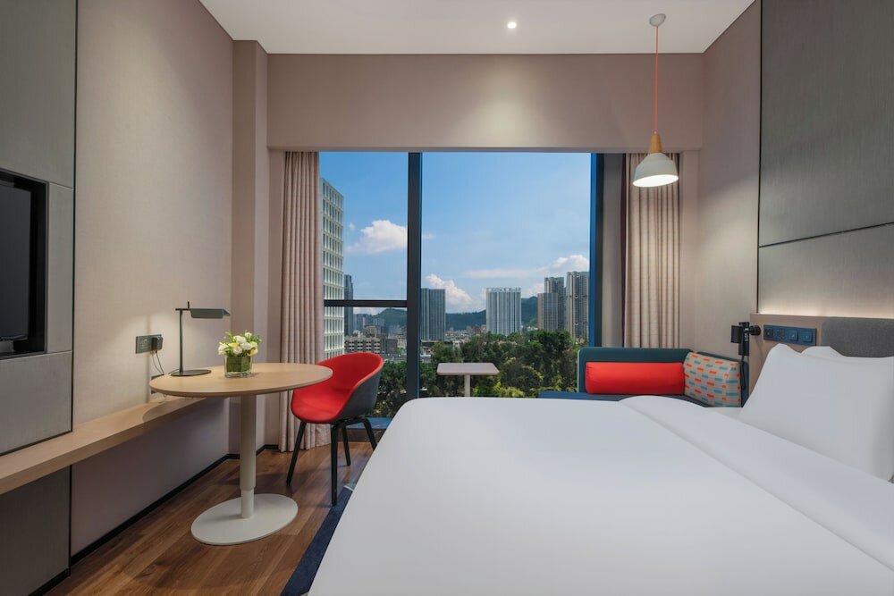 Фото Holiday Inn Express: Shenzhen Longhua
