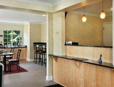 Гостиница Days Inn by Wyndham Bethel - Danbury в Данбери