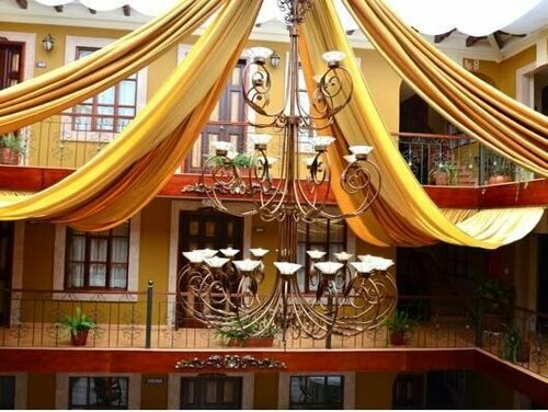 Гостиница Hotel Campanario в Куэнке