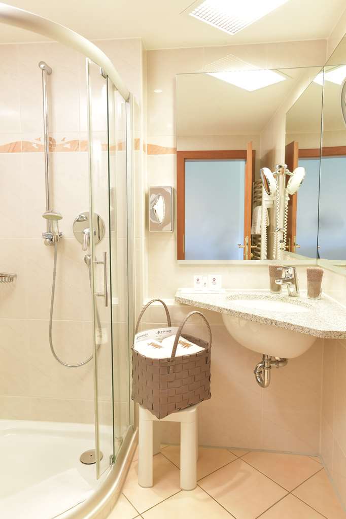 Фото Best Western Plus Hotel Alpenhof