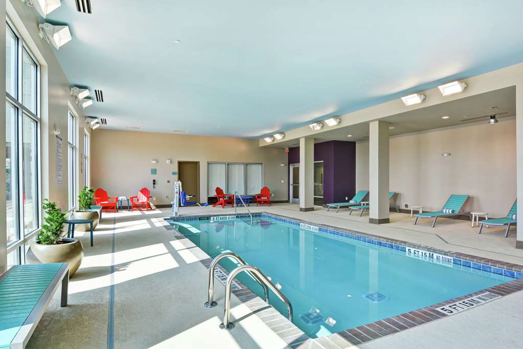 Фото Home2 Suites by Hilton Charlotte Piper Glen