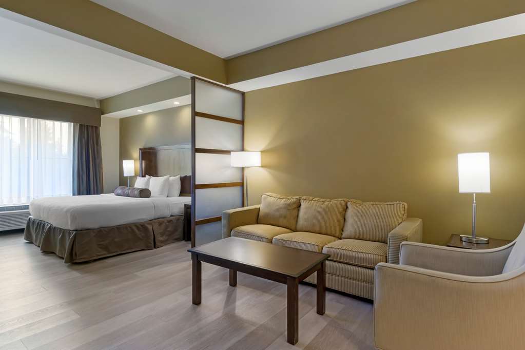 Фото Best Western Plus Lacey Inn & Suites