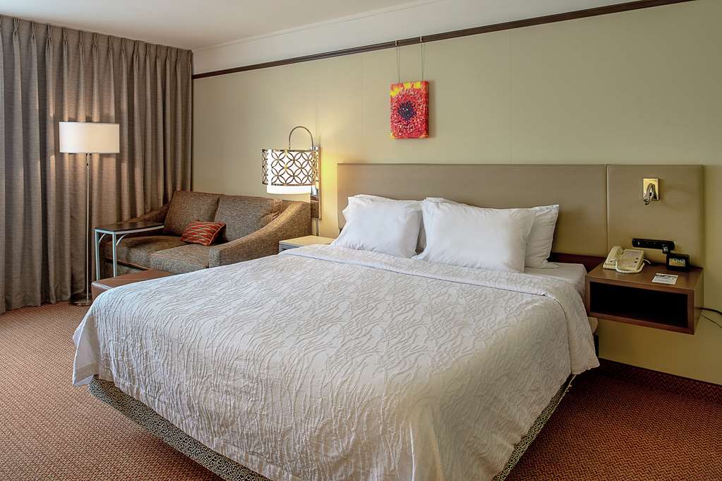 Фото Hilton Garden Inn St. Louis/Chesterfield