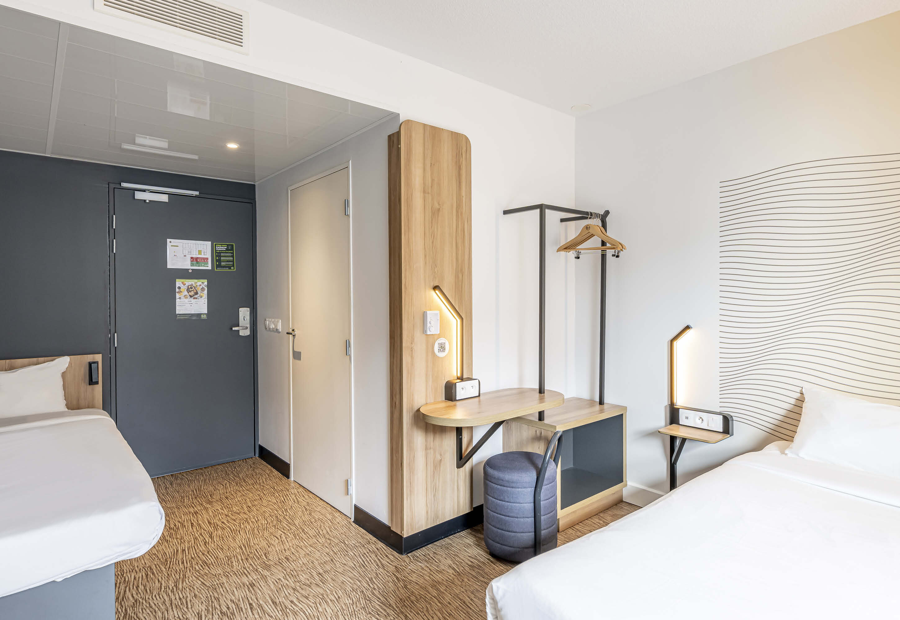 Фото B&B HOTEL Bordeaux Centre Gare Saint-Jean