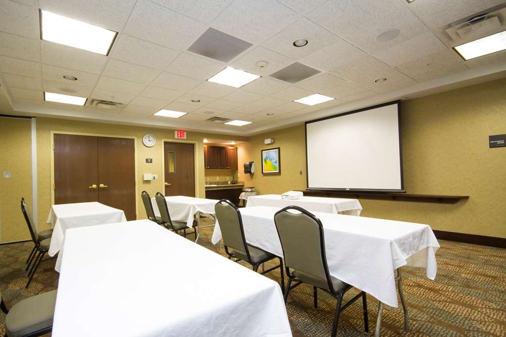 Фото Hampton Inn Marshall