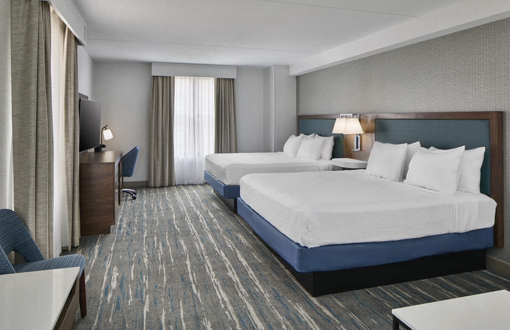 Фото Hampton Inn & Suites Saratoga Springs Downtown