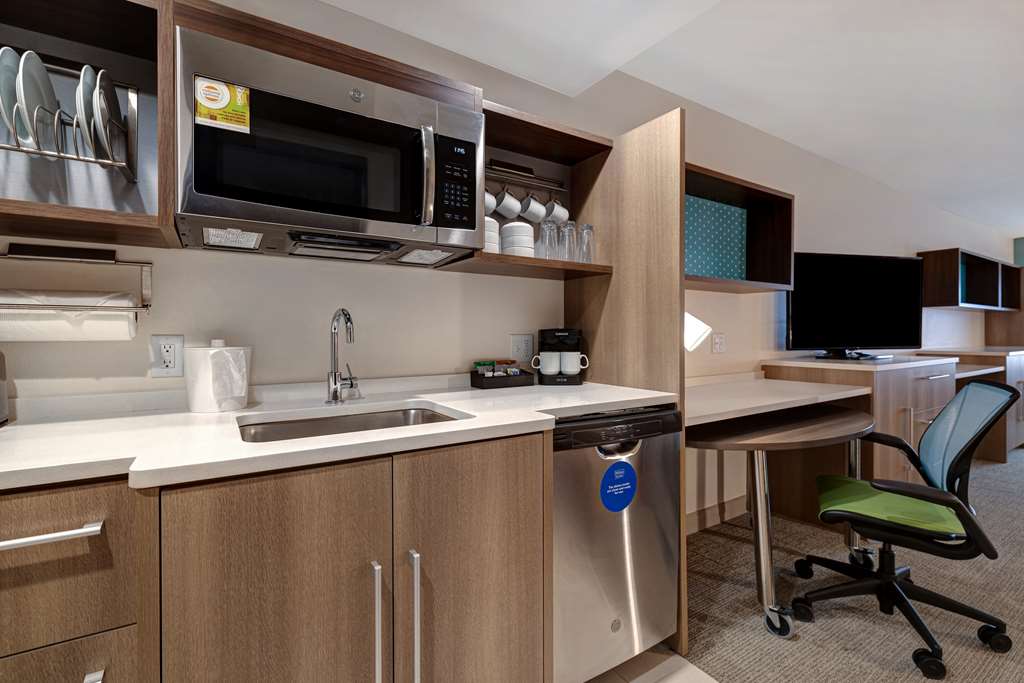 Фото Home2 Suites by Hilton Dekalb