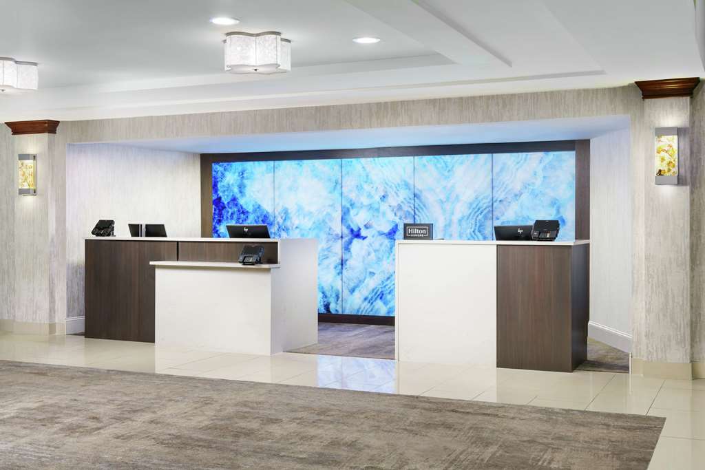 Фото DoubleTree by Hilton Orlando Airport