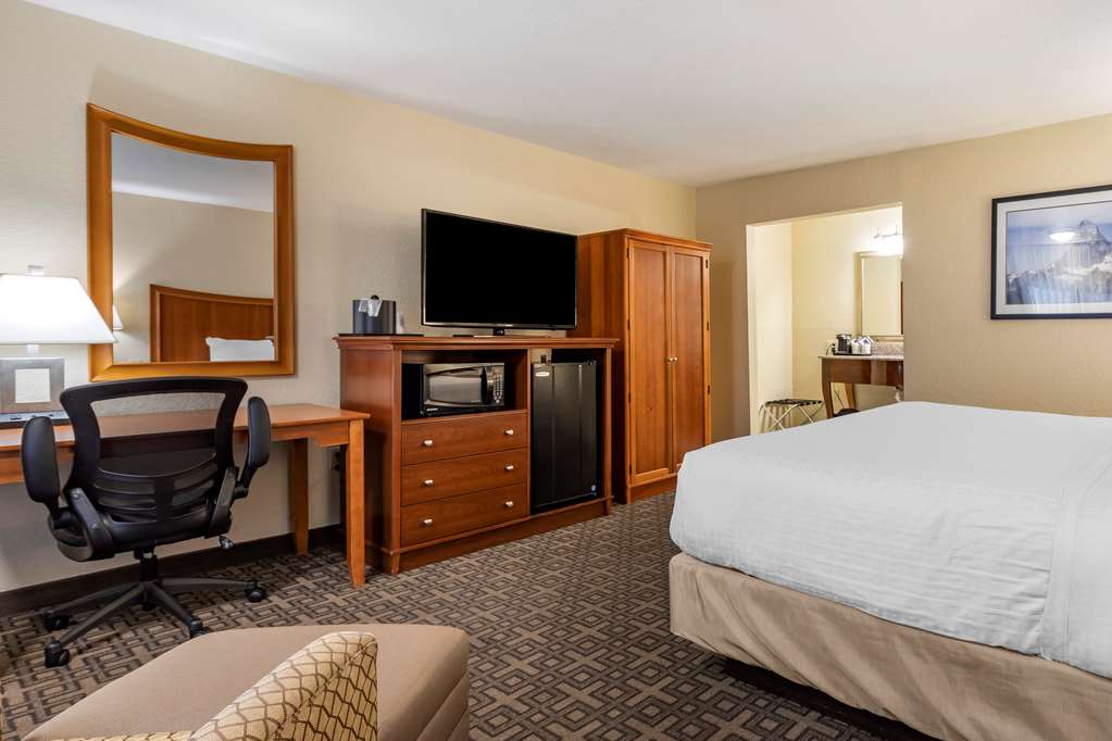 Фото Best Western Swiss Clock Inn