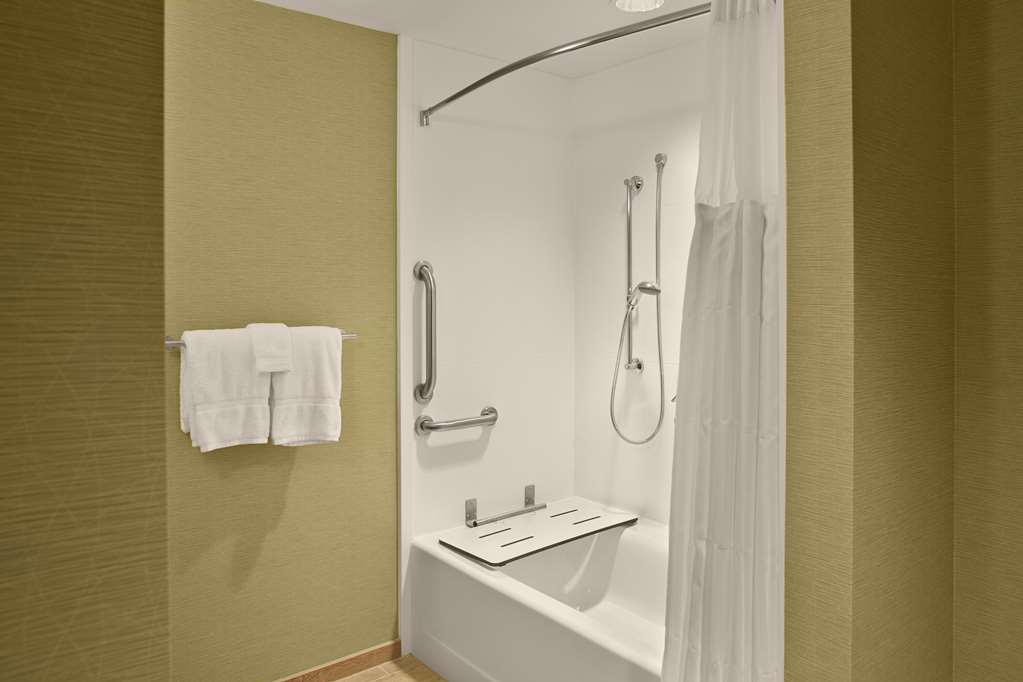 Фото Hilton Garden Inn Akron