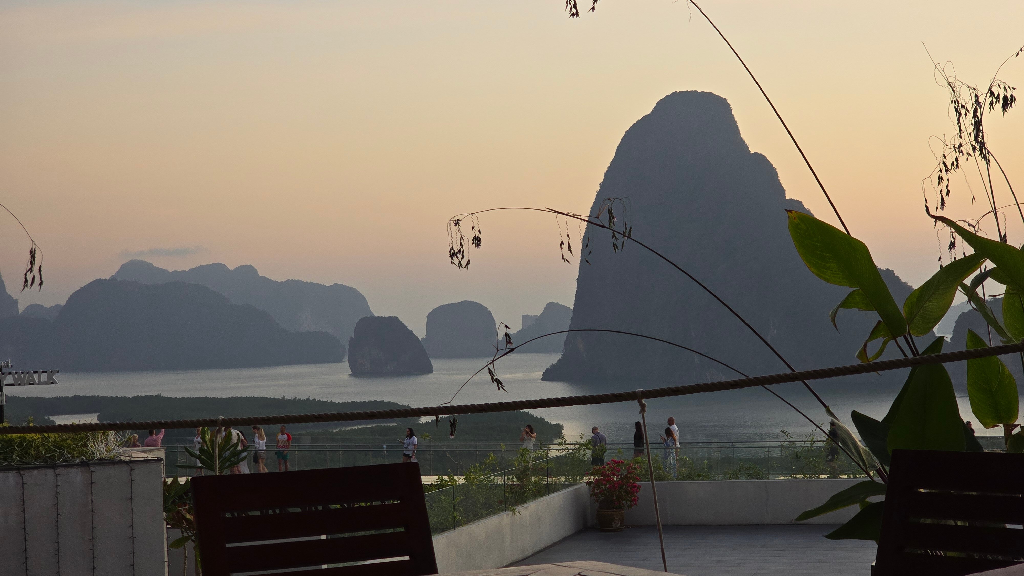 Фото Beyond Skywalk Nangshi