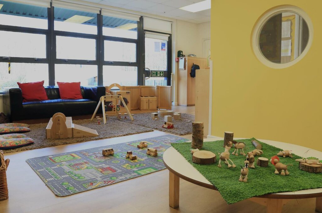 School Bright Horizons Kings Hill Day Nursery and Preschool, Kent County, photo