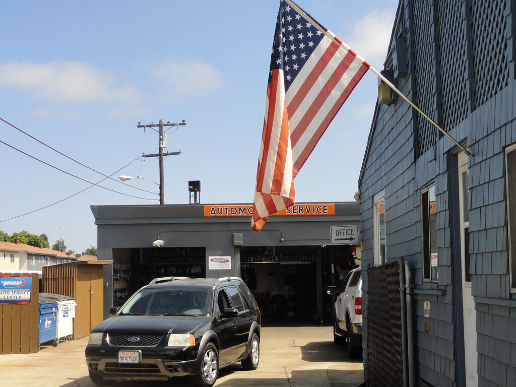 Automobile air conditioning Becka Automotive, Chula Vista, photo