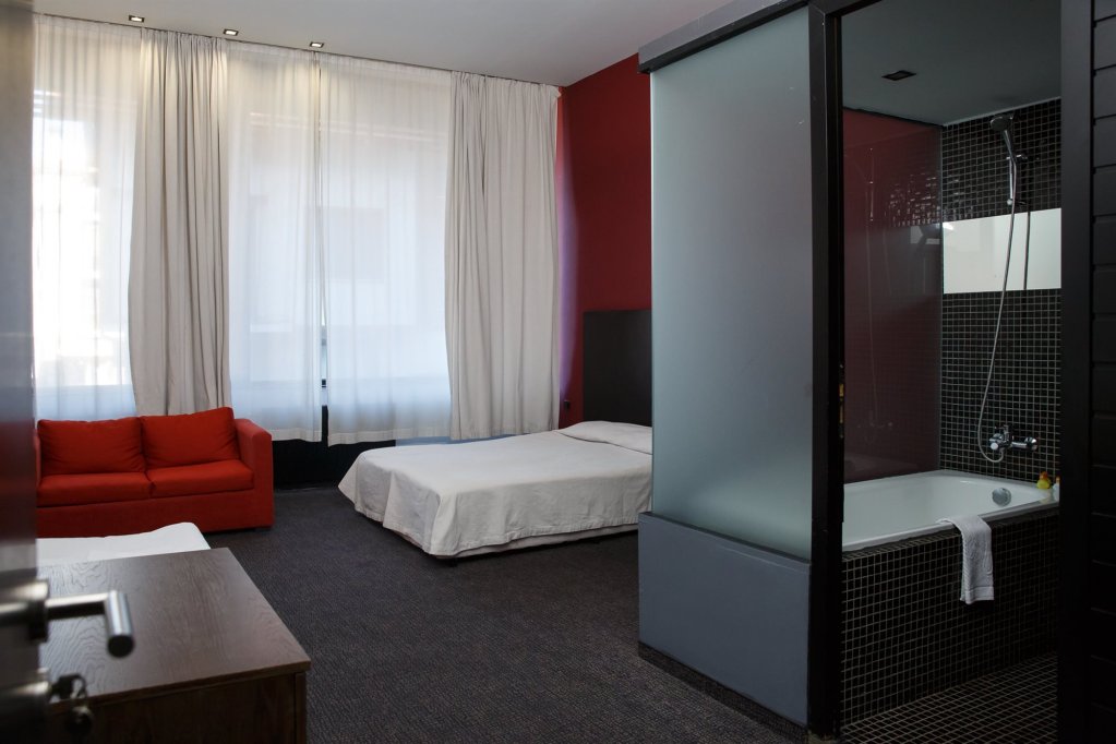 Фото Riverside Boutique Hotel