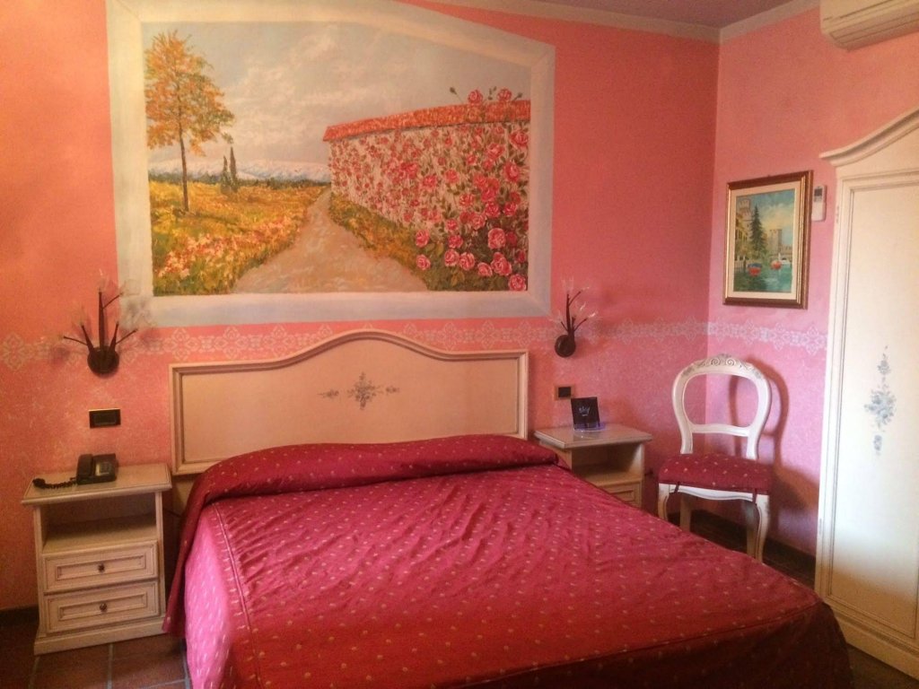 Фото Hotel Bolero