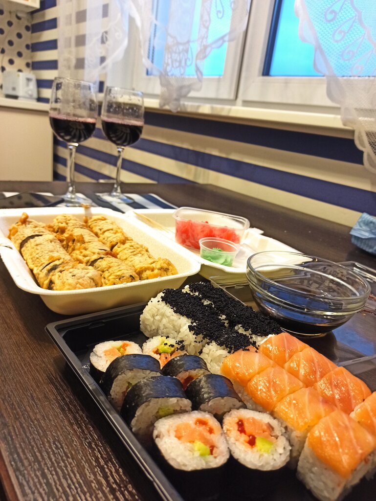 Food and lunch delivery Yoshiko, Moscow, photo