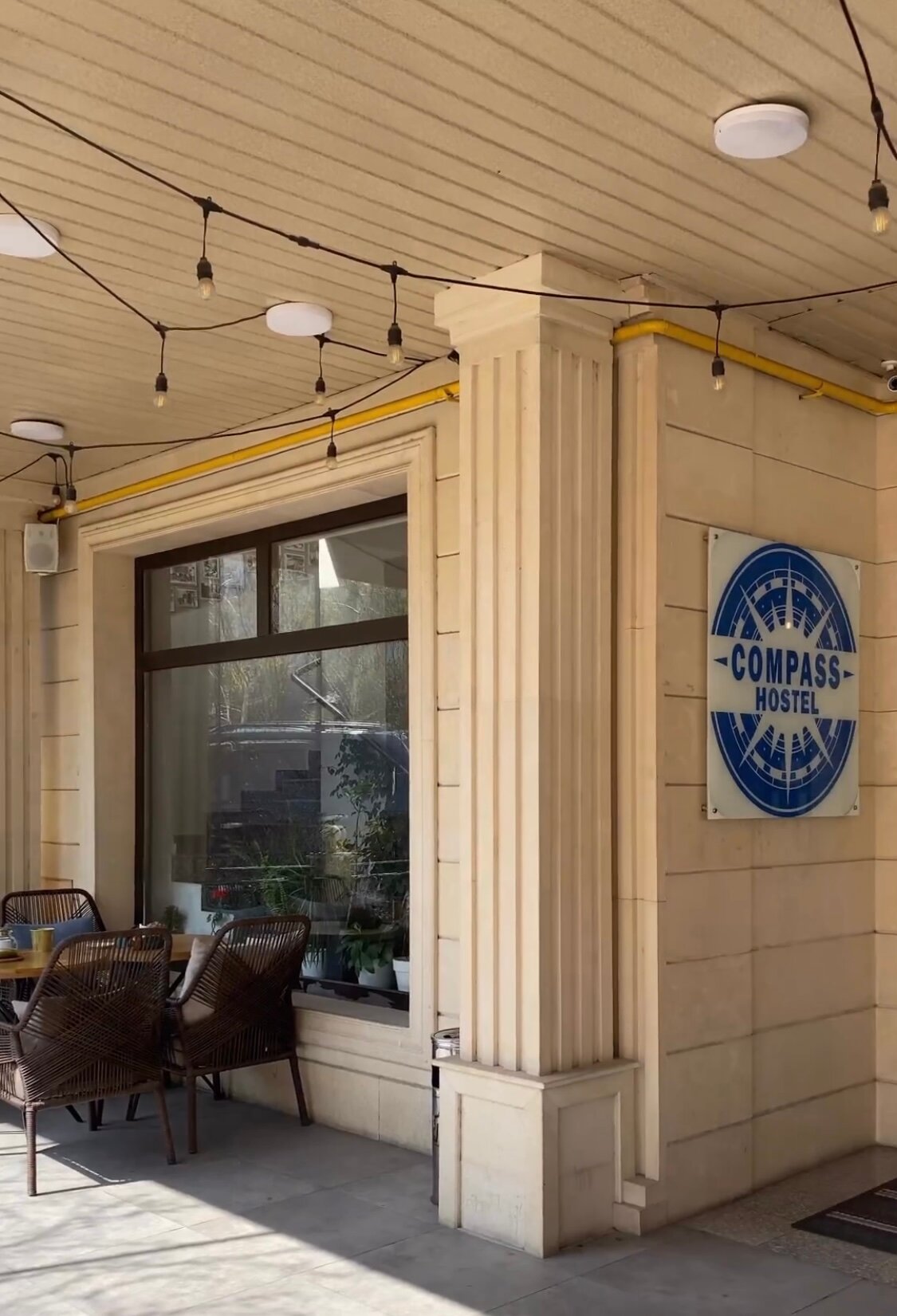 Фото Compass Hostel