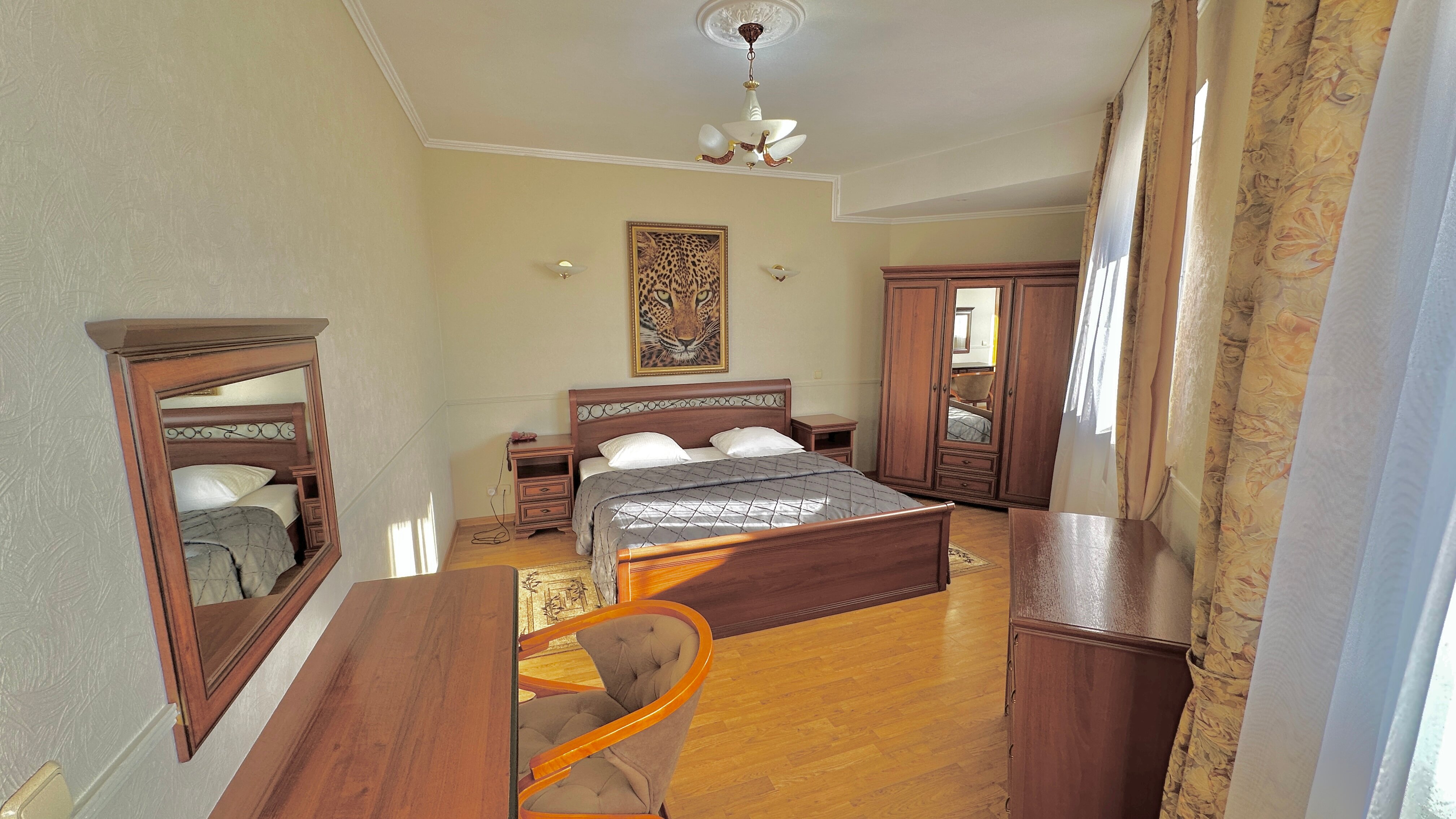 Фото отеля 3