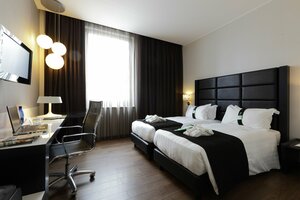 Гостиница Holiday Inn Genoa City, an Ihg Hotel