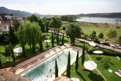 Гостиница Gran Hotel Aqualange - Balneario de Alange