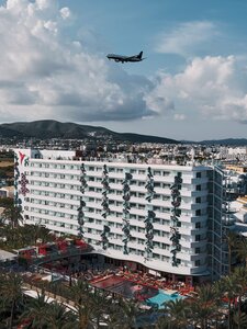 Гостиница Ushuaia Ibiza Beach Hotel - Adults Only