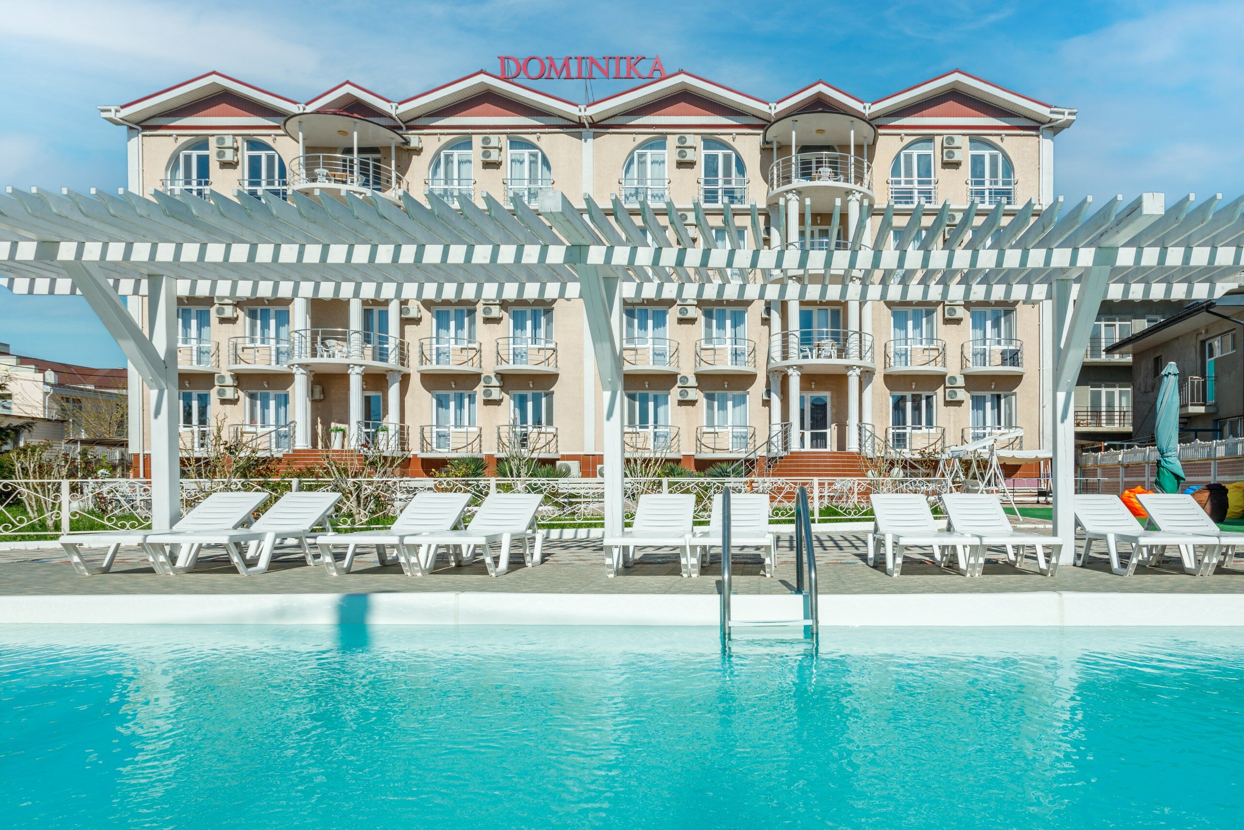 Фото Доминика